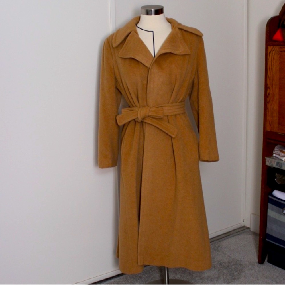 Vintage Tan 100% Camel Hair Coat